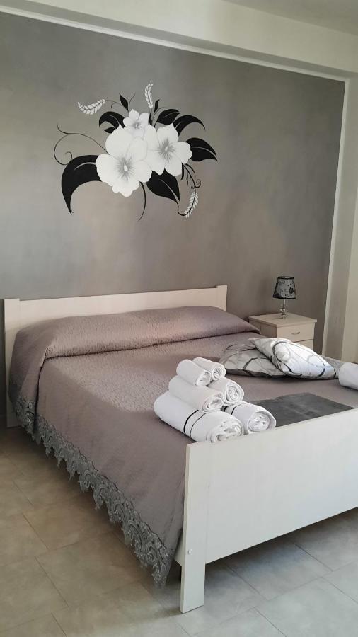 דירות פקינו Casa Vacanze Il Glicine 1 מראה חיצוני תמונה